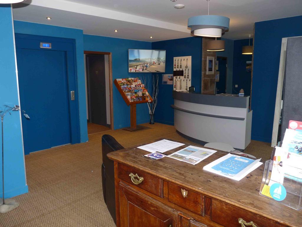 Hotel Des Rochers Perros-Guirec Eksteriør billede